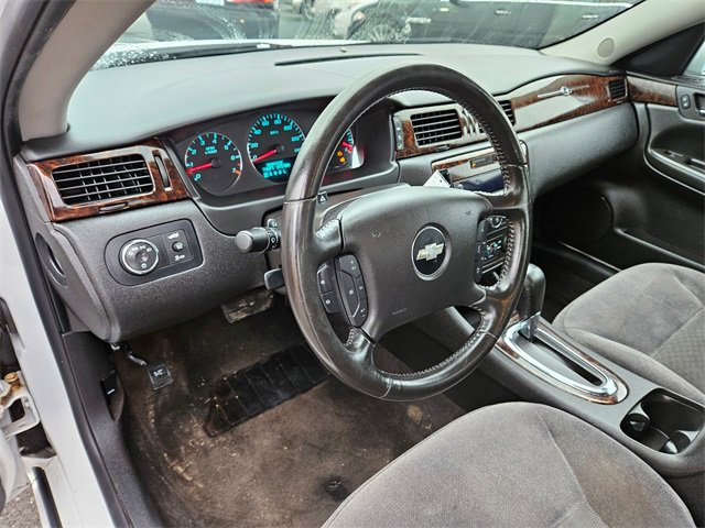 Used 2013 Chevrolet Impala LT image 13