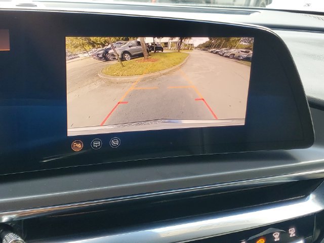 Used 2024 Cadillac Lyriq Tech RWD image 23
