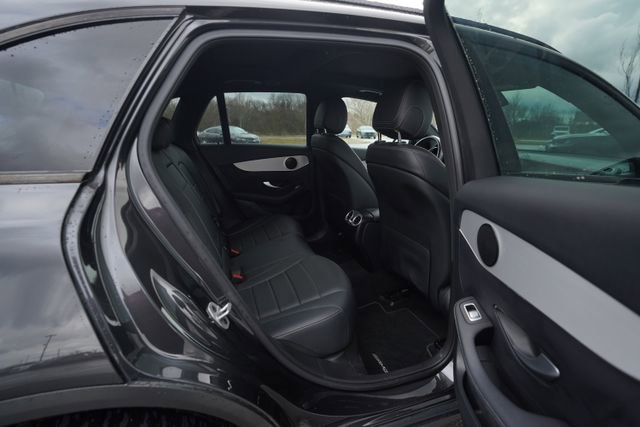 Used 2022 Mercedes-Benz GLC 300 image 23