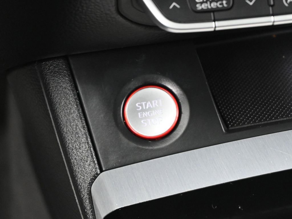 Used 2021 Audi SQ5 Premium w/ Convenience Package image 14