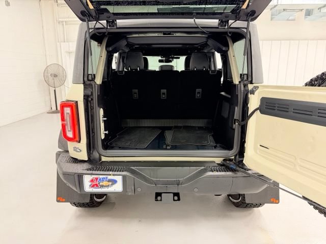 Used 2025 Ford Bronco Badlands w/ Sasquatch Package AWD/4WD image 24