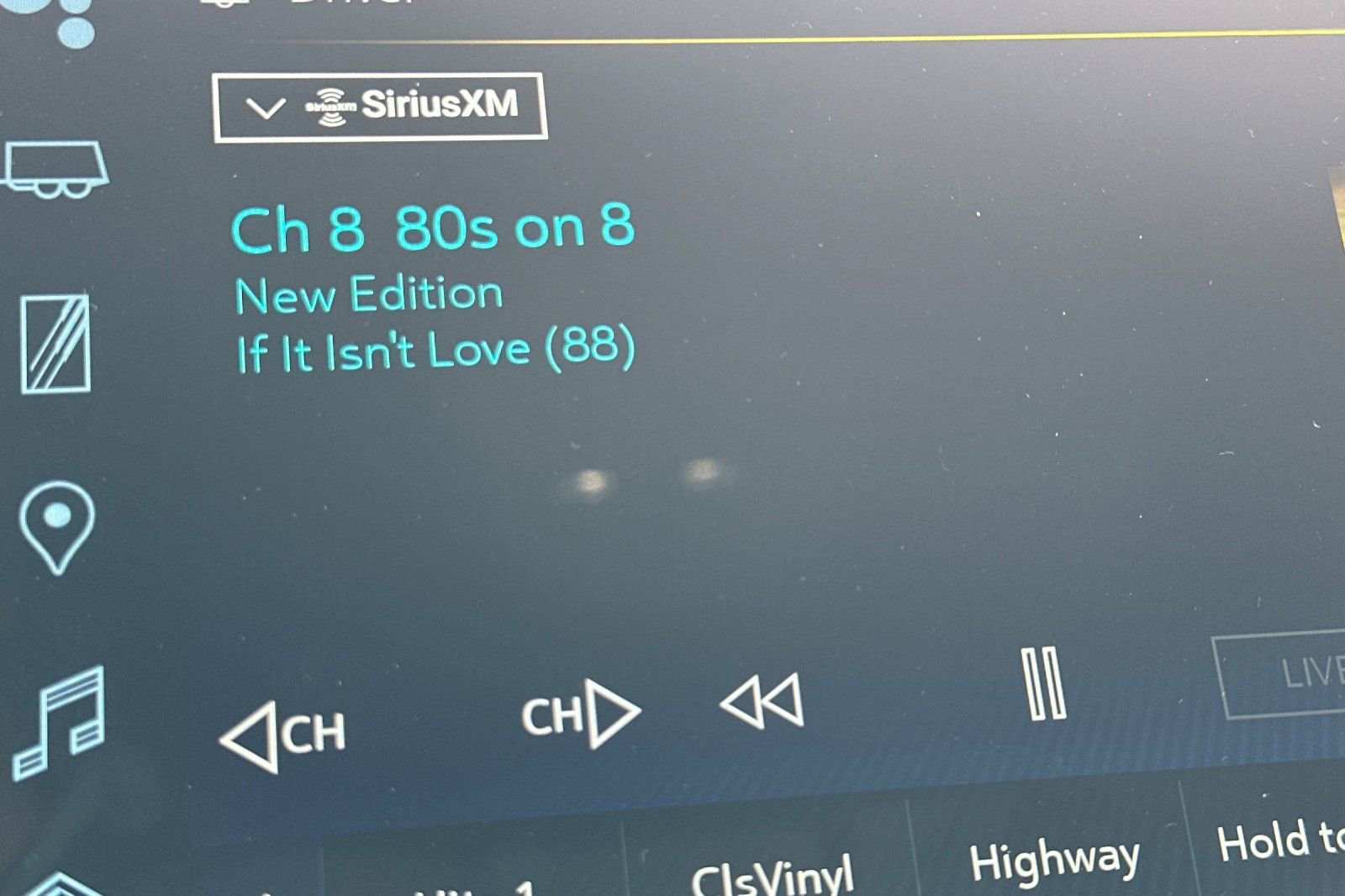 Used 2024 Chevrolet Silverado 1500 High Country w/ Technology Package image 21