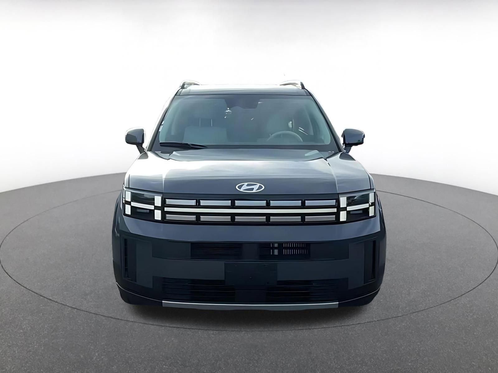 Used 2025 Hyundai Santa Fe SEL image 4