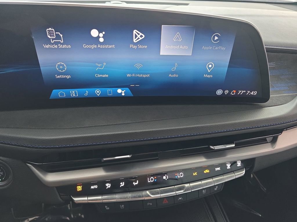 Used 2024 Cadillac XT4 Sport image 14