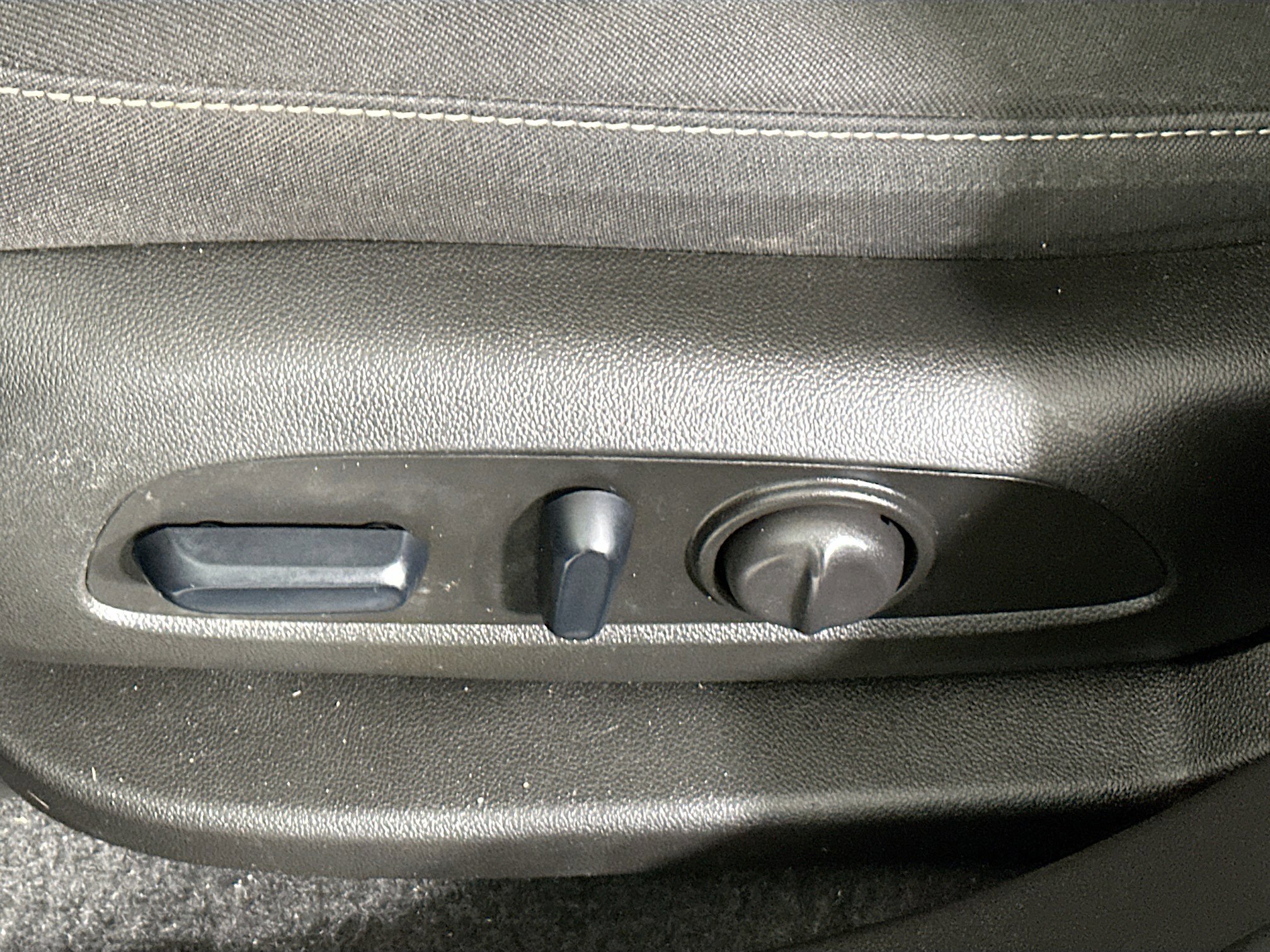 Used 2024 Chevrolet Blazer LT w/ Driver Confidence Package image 13