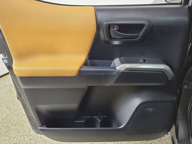 Used 2019 Toyota Tacoma SR5 RWD image 14