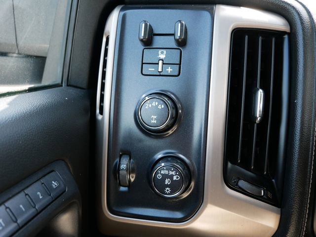 Used 2019 GMC Sierra 3500 Denali w/ Duramax Plus Package AWD/4WD image 27