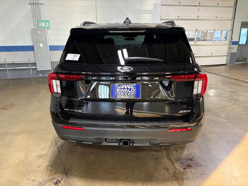 New 2026 Ford Explorer Active image 5