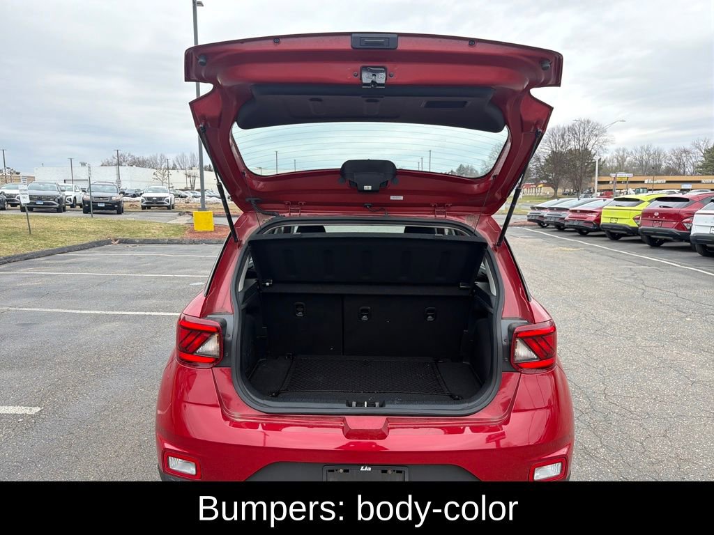 Certified 2023 Hyundai Venue SEL image 25