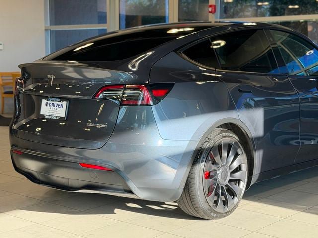 Used 2023 Tesla Model Y Performance AWD/4WD image 11