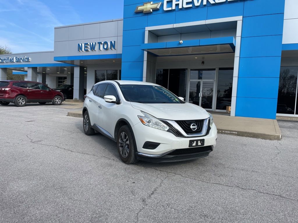 Used 2017 Nissan Murano S image 2