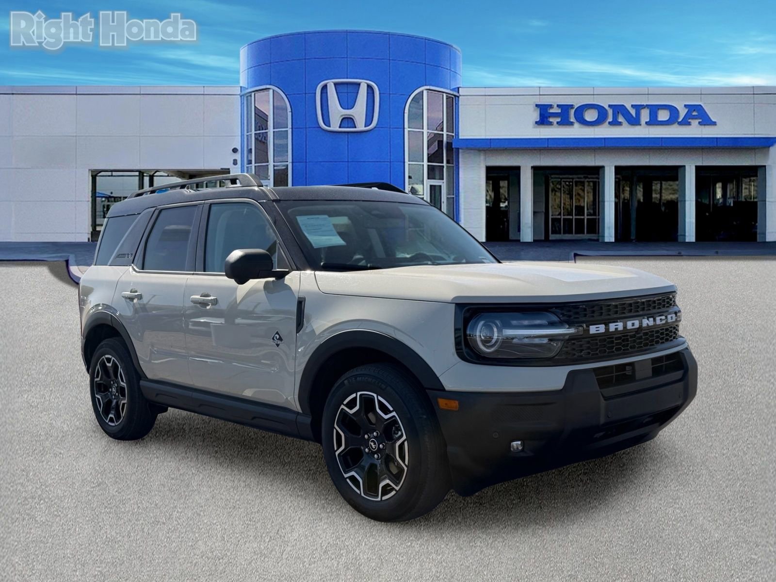 Used 2025 Ford Bronco Sport Outer Banks w/ Outer Banks Tech Package+ AWD/4WD image 10