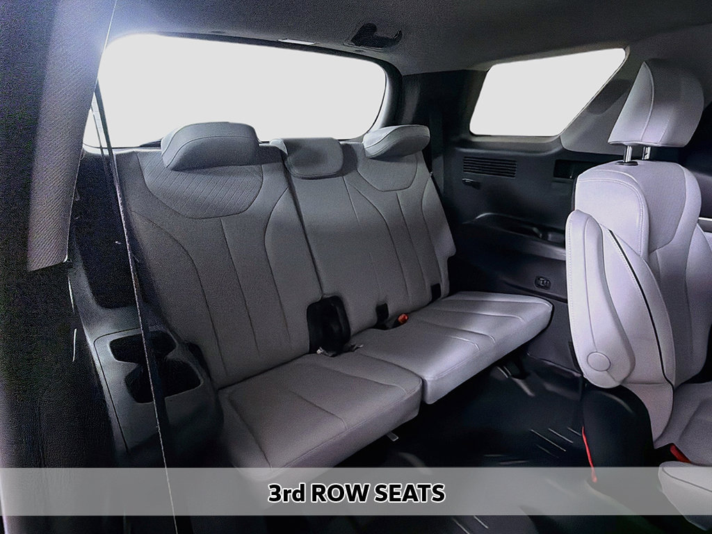 Used 2023 Hyundai Palisade SEL w/ Premium Package AWD/4WD image 8