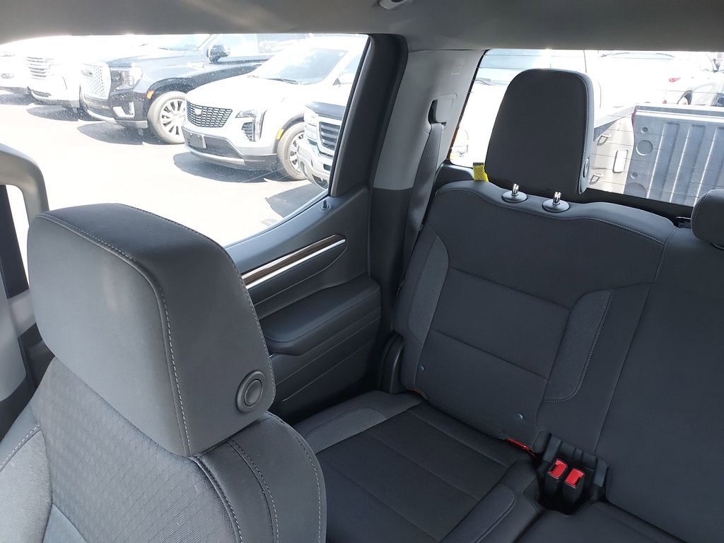 Used 2022 Chevrolet Silverado 1500 LT image 12