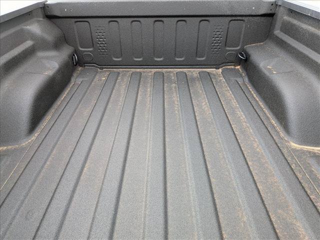 Used 2025 Jeep Gladiator Rubicon AWD/4WD image 7