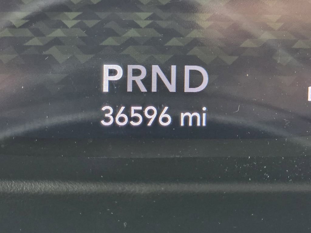 Used 2022 Jeep Wrangler Unlimited Sahara image 34