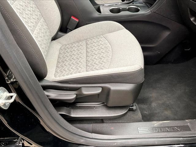 Used 2024 Chevrolet Equinox LS AWD/4WD image 32