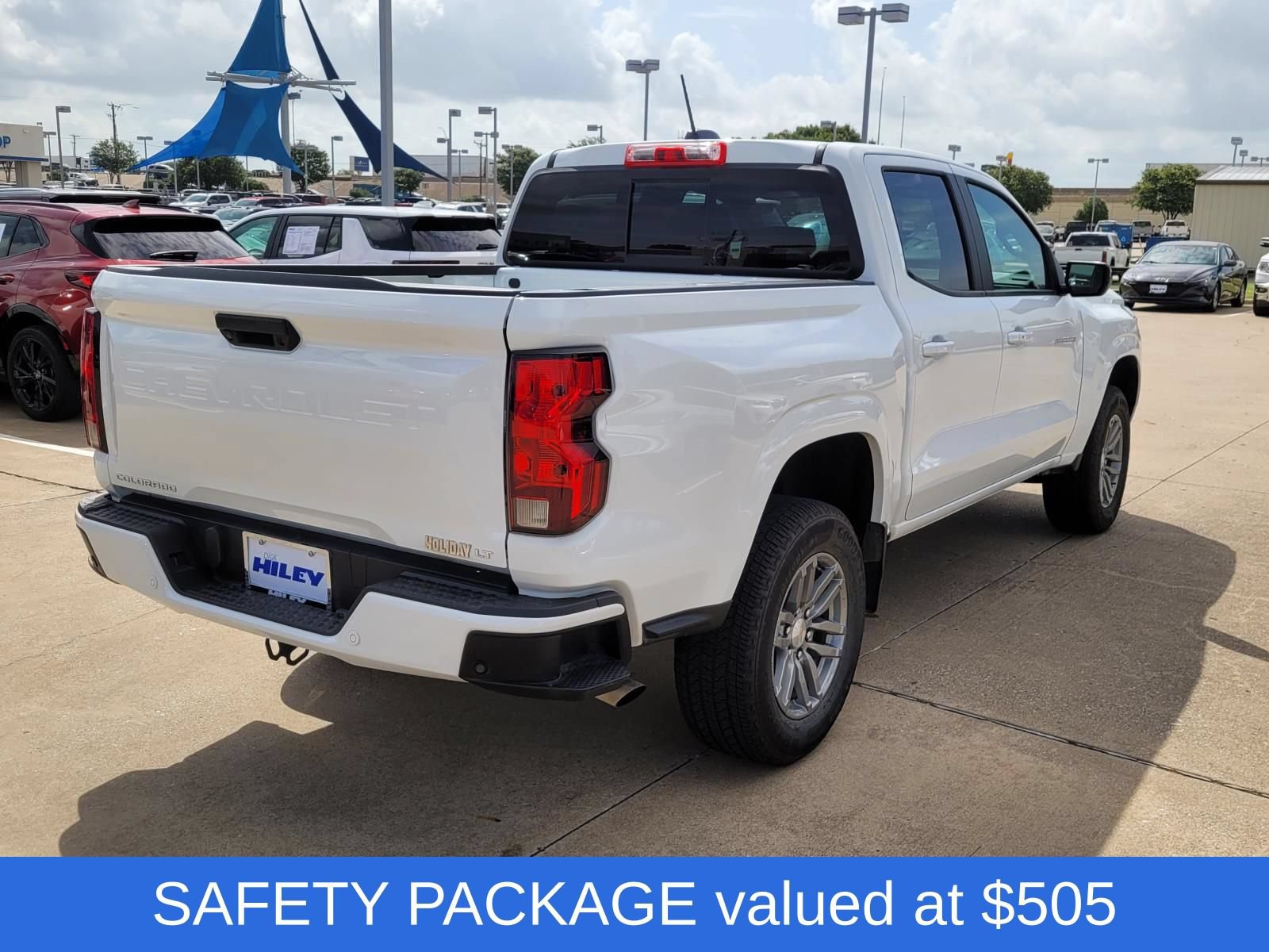 Used 2024 Chevrolet Colorado LT w/ LT Convenience Package RWD image 4