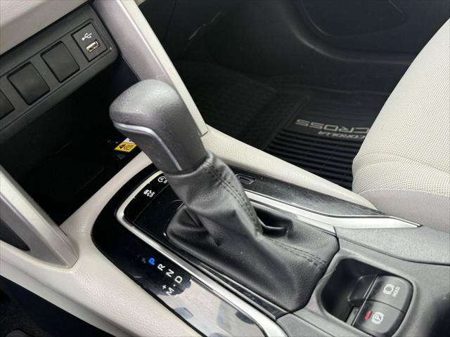 Certified 2022 Toyota Corolla Cross LE AWD/4WD image 27