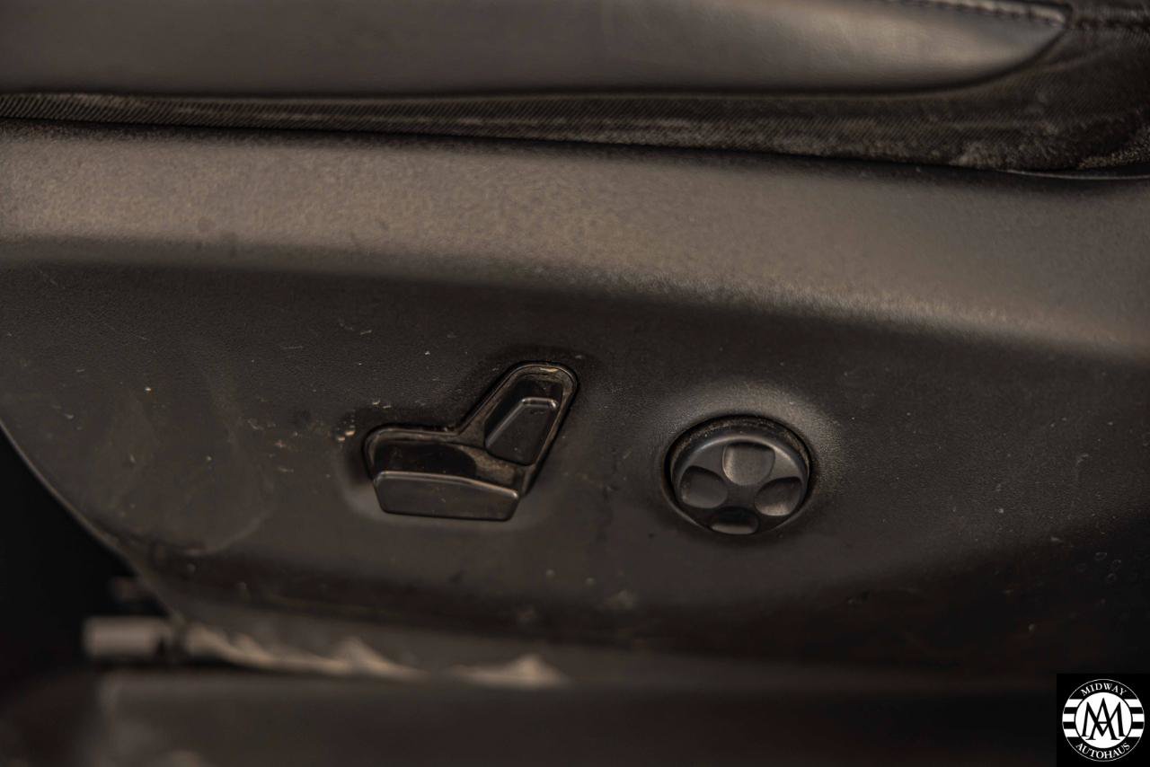 Used 2023 Chrysler Pacifica Touring-L FWD image 18