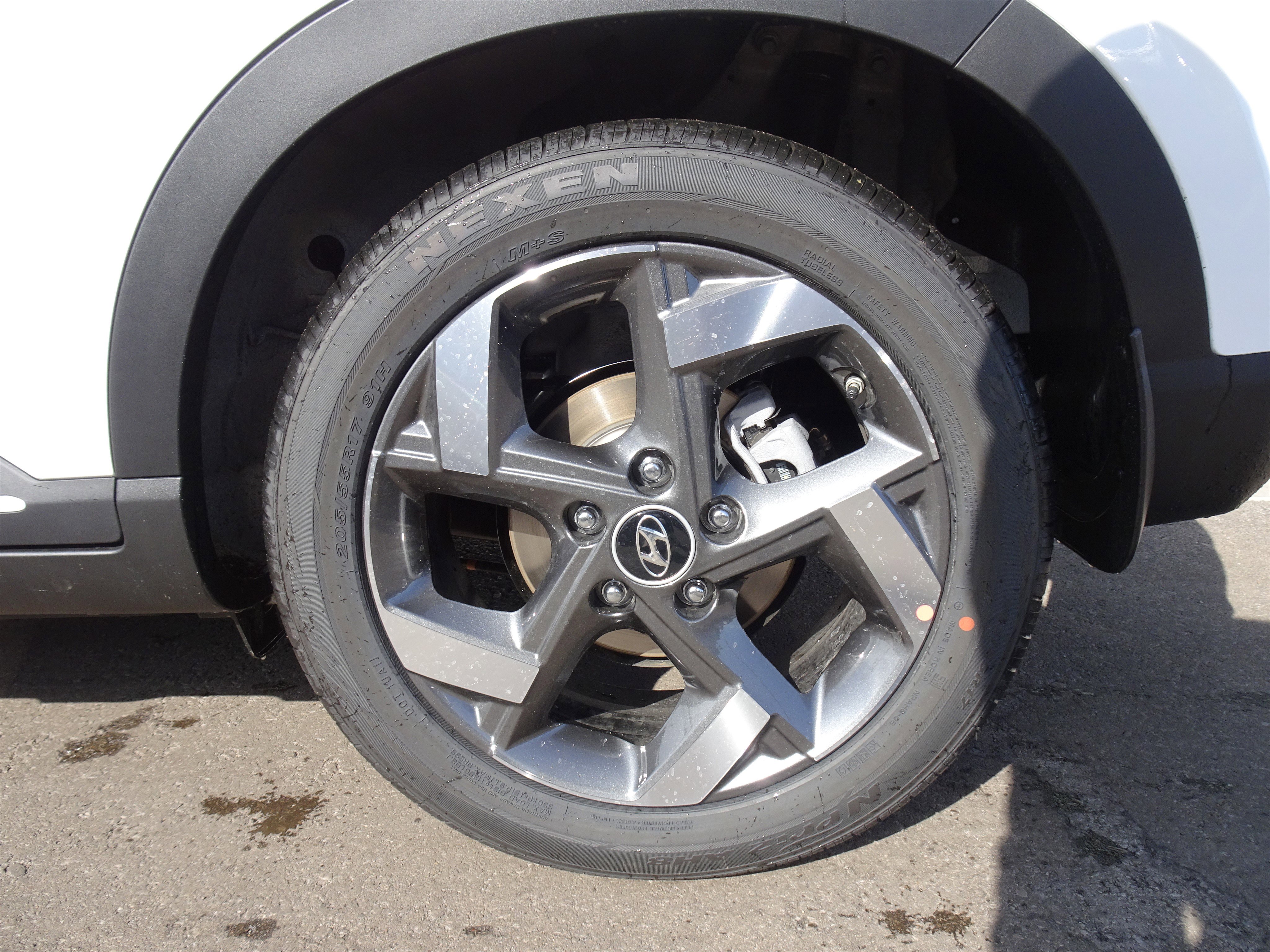 New 2026 Hyundai Venue SEL image 19