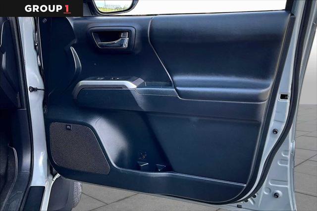 Certified 2018 Toyota Tacoma Limited AWD/4WD image 23