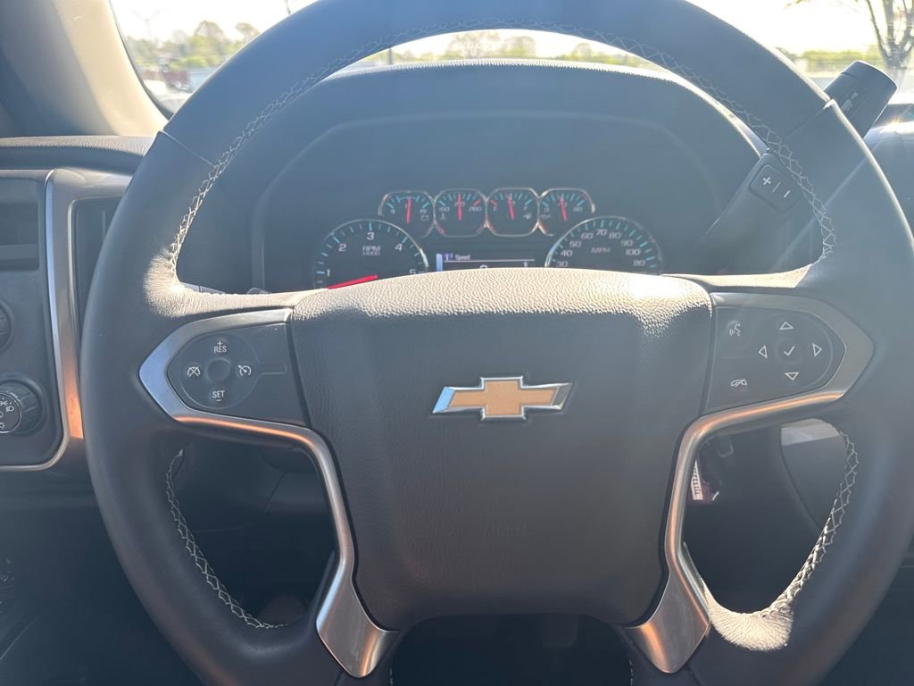 Used 2018 Chevrolet Silverado 1500 LT w/ All Star Edition image 46