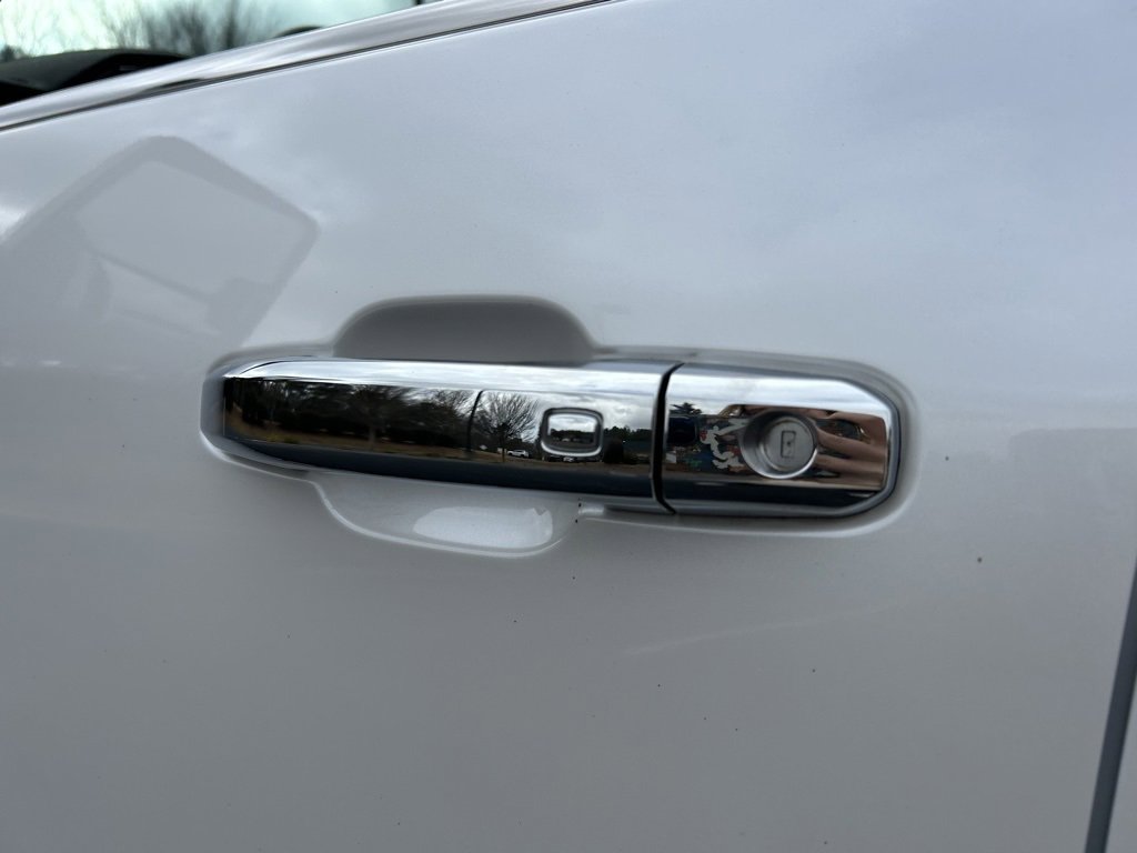 Certified 2025 GMC Sierra 2500 Denali Ultimate image 32