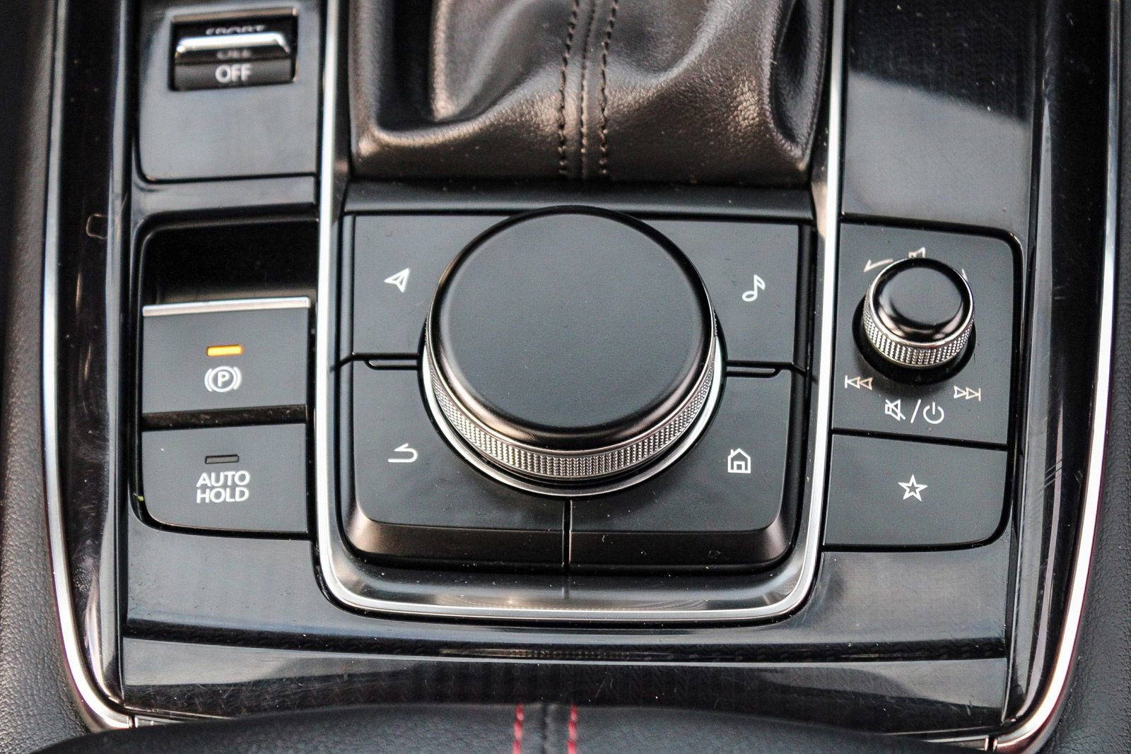 Used 2022 MAZDA CX-30 AWD 2.5 S w/ Preferred Package image 14