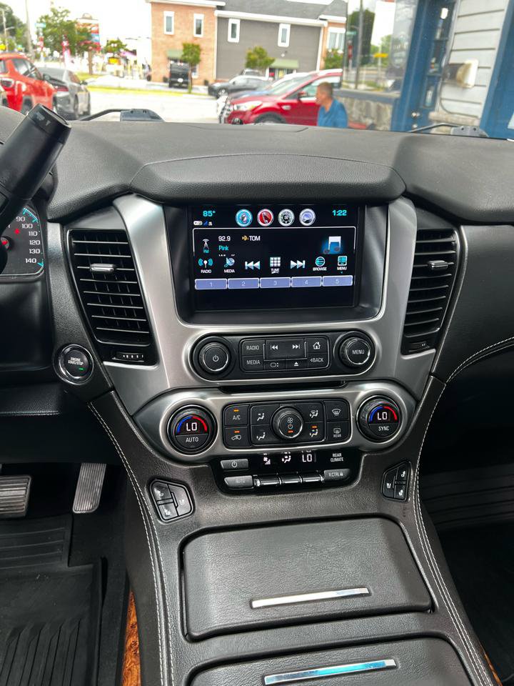 Used 2020 Chevrolet Tahoe Premier AWD/4WD image 18