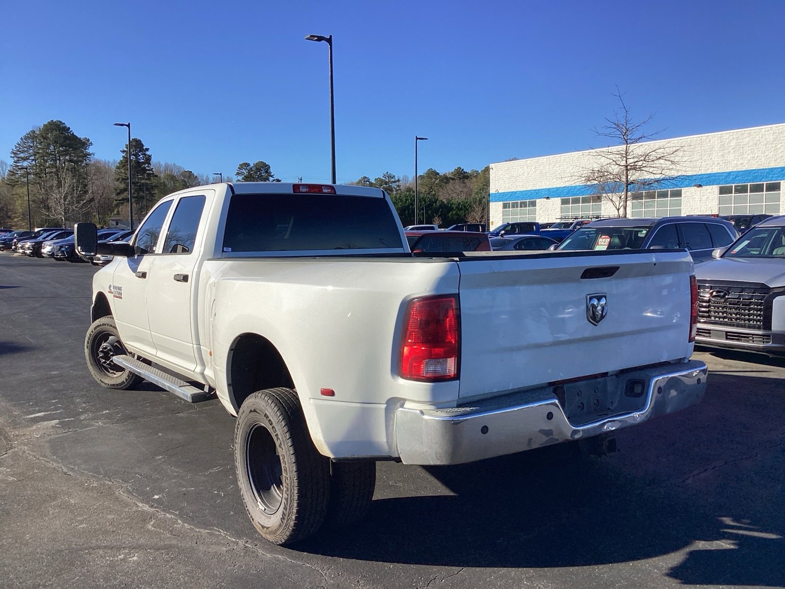 Used 2017 RAM 3500 Tradesman w/ Chrome Appearance Group video 2
