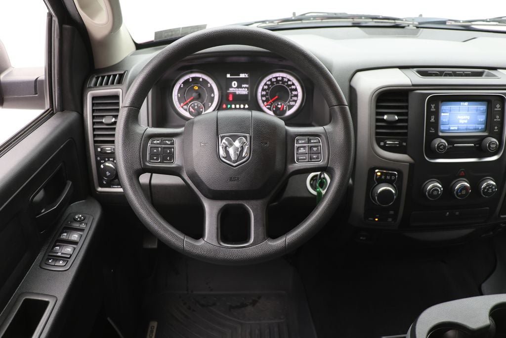Used 2019 RAM 1500 Express w/ Express Value Package AWD/4WD image 17