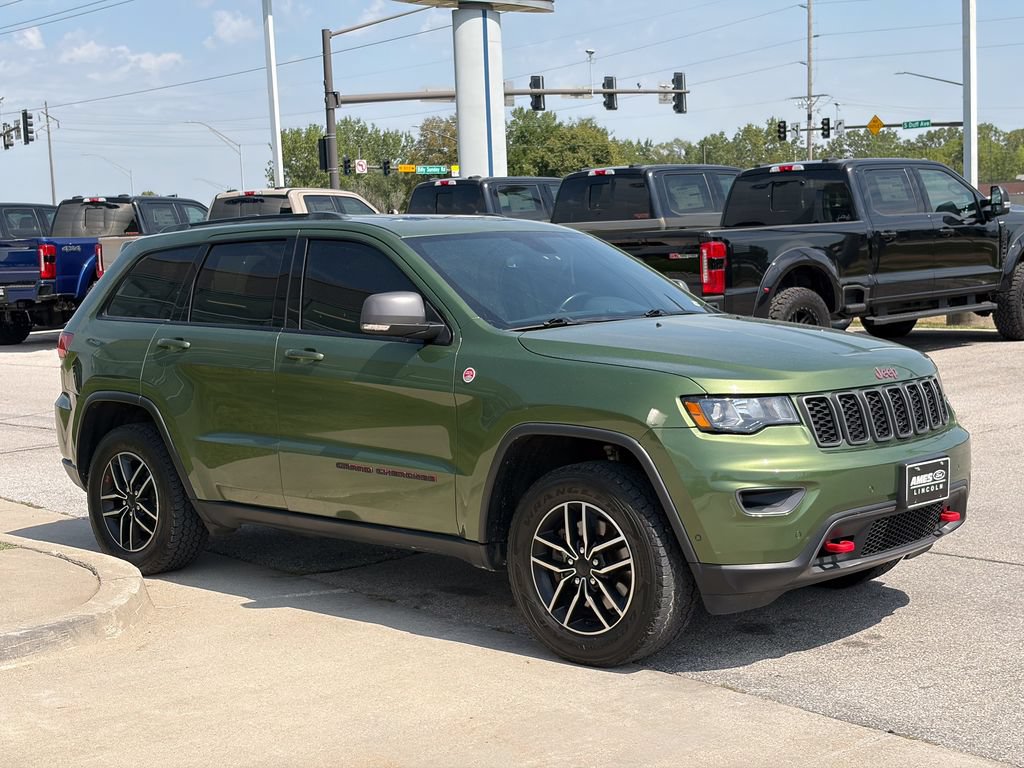 Used 2021 Jeep Grand Cherokee Trailhawk AWD/4WD image 7