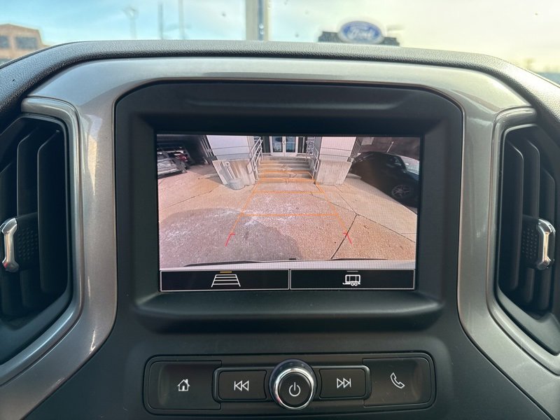 Used 2022 Chevrolet Silverado 1500 Custom image 32