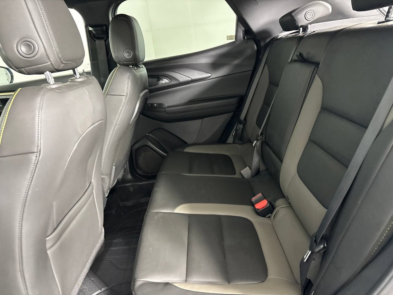 Used 2025 Chevrolet TrailBlazer ACTIV w/ Convenience Package AWD/4WD image 22