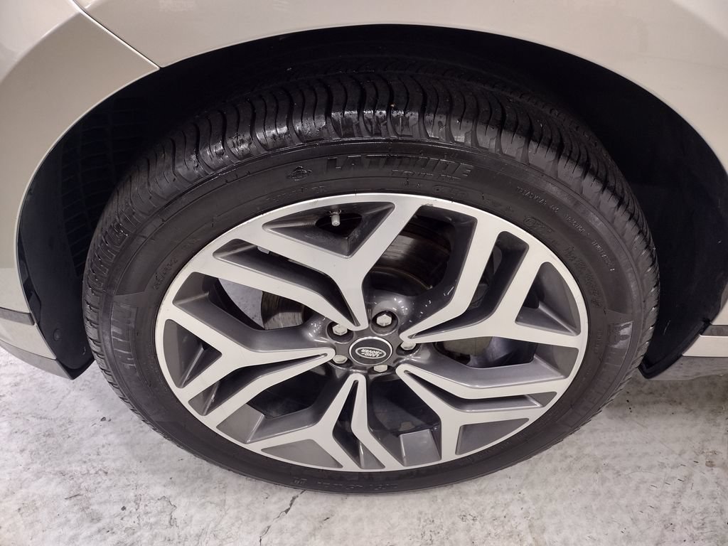 Used 2020 Land Rover Range Rover Velar R-Dynamic S AWD/4WD image 6