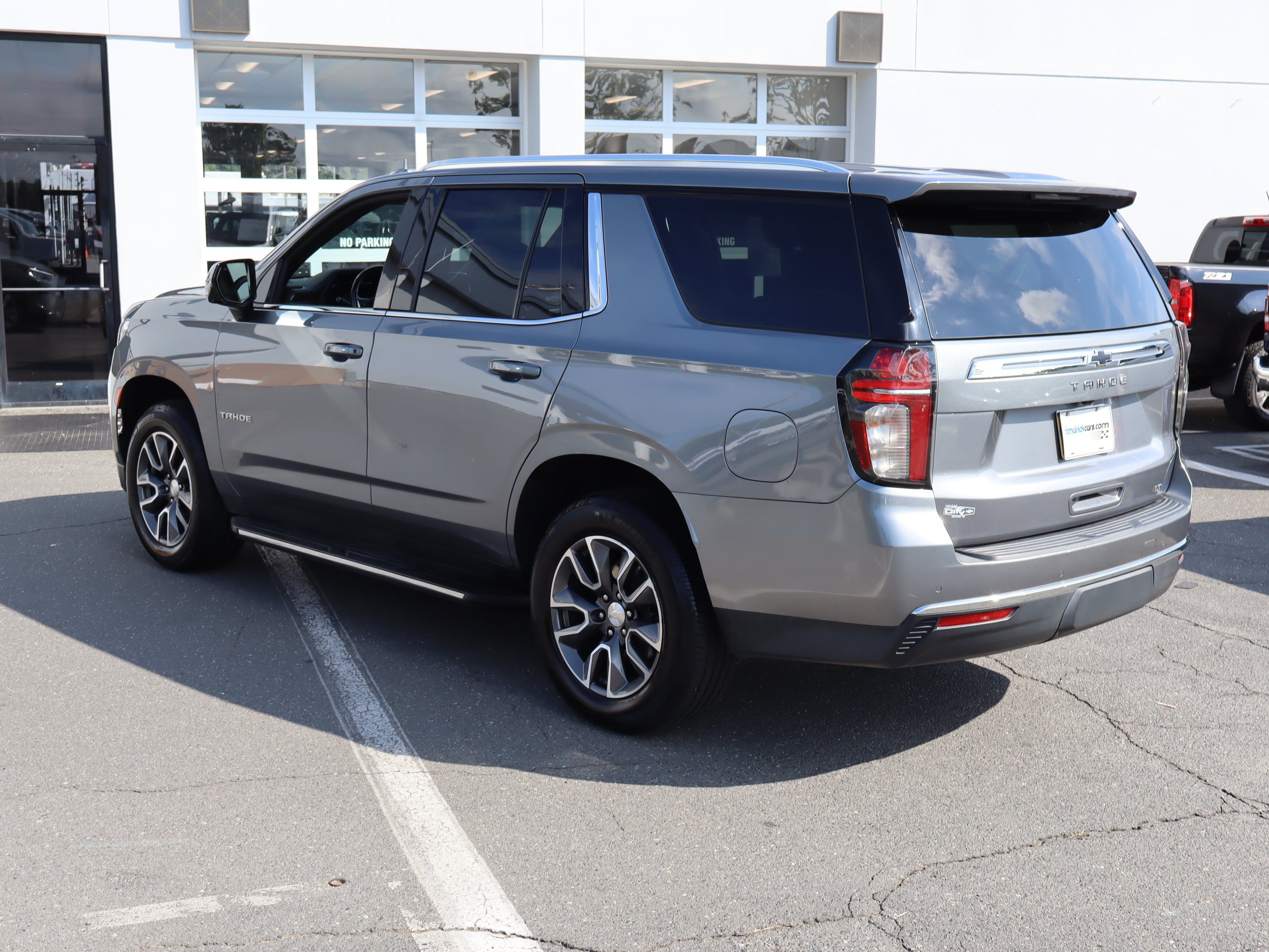 Used 2022 Chevrolet Tahoe LT w/ LT Signature Package AWD/4WD image 8