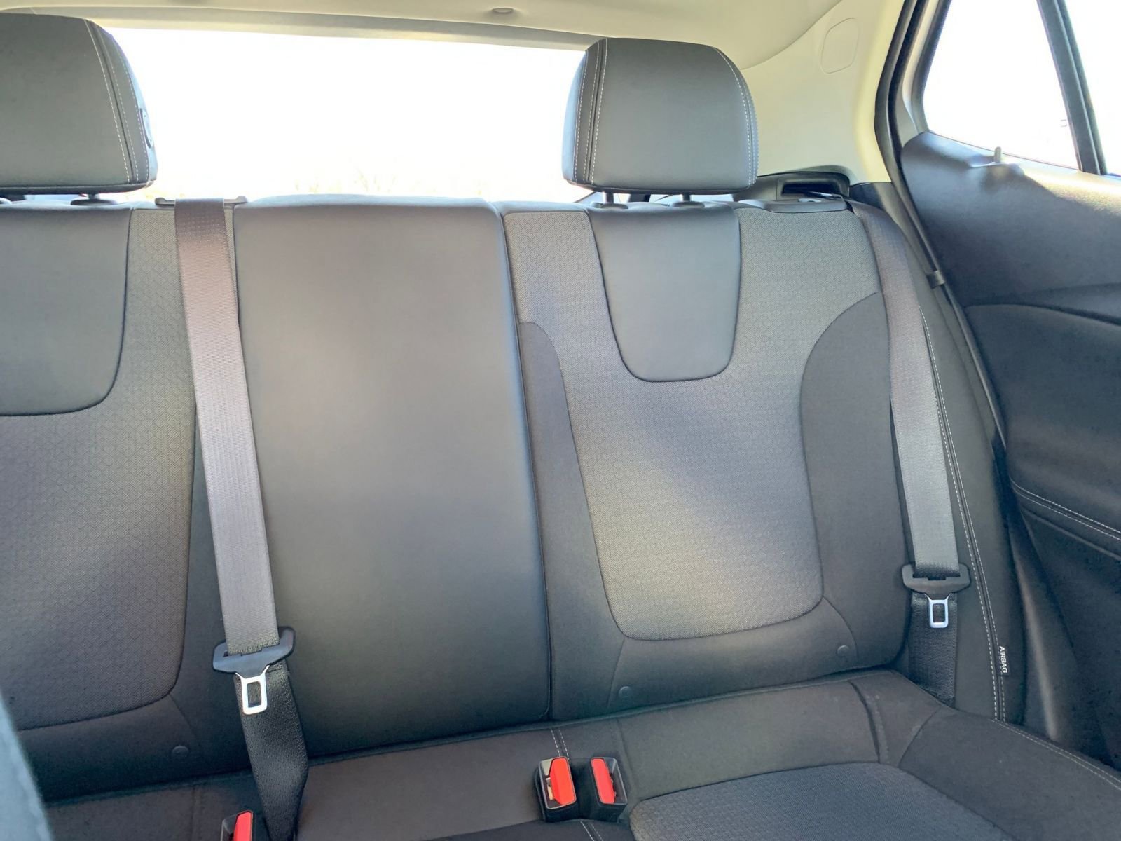 Used 2025 Buick Encore GX Preferred image 36