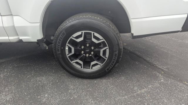 Used 2022 Ford F150 Lightning Pro image 10