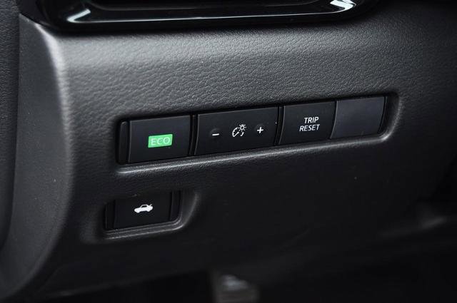 New 2025 Nissan Sentra SV image 11