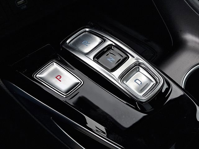 Used 2020 Hyundai Sonata Limited FWD image 15