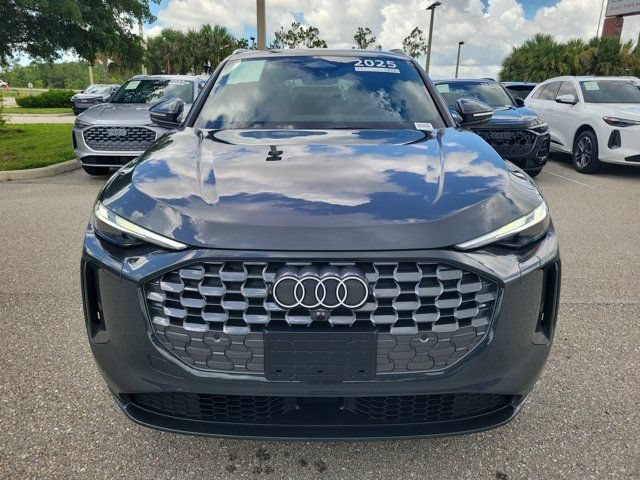 Certified 2025 Audi Q5 Premium w/ Convenience Package AWD/4WD image 3