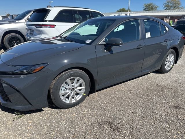 New 2026 Toyota Camry LE image 1