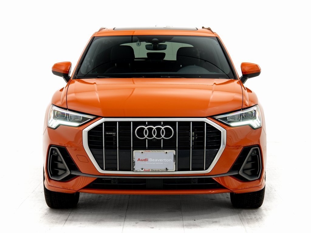 Used 2023 Audi Q3 2.0T Premium Plus w/ Premium Plus Package image 27