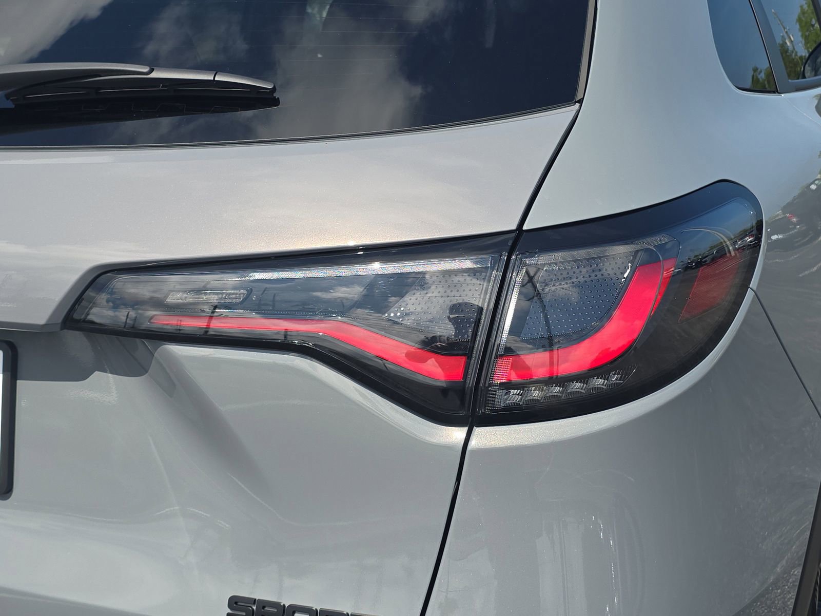 Certified 2025 Honda HR-V Sport image 8
