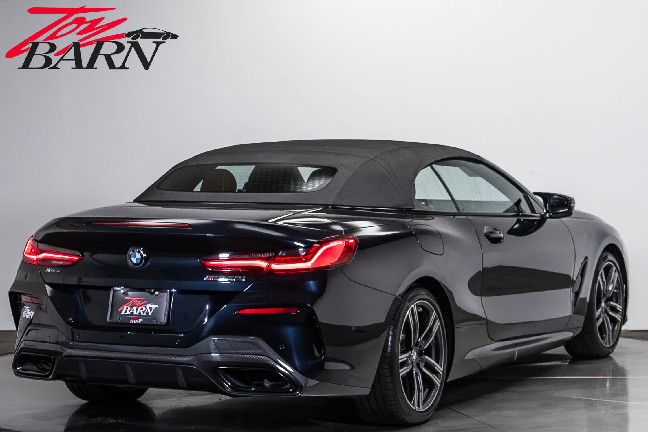 Used 2024 BMW M850i xDrive Convertible w/ M Carbon Exterior Package AWD/4WD image 13