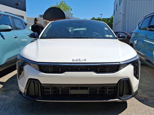 New 2026 Kia K4 GT-Line FWD image 2