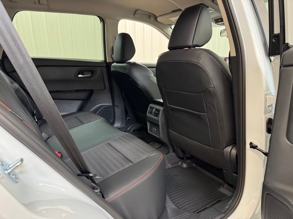 New 2026 Nissan Rogue SV AWD/4WD image 24