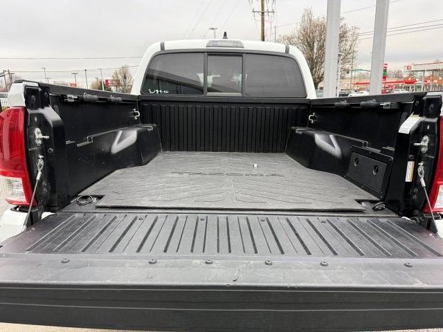 Used 2023 Toyota Tacoma SR image 6