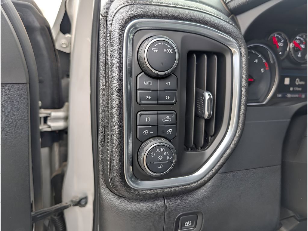 Used 2020 Chevrolet Silverado 2500 LTZ image 19